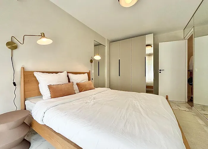 2 Bedrooms - Mad 20 Cannes